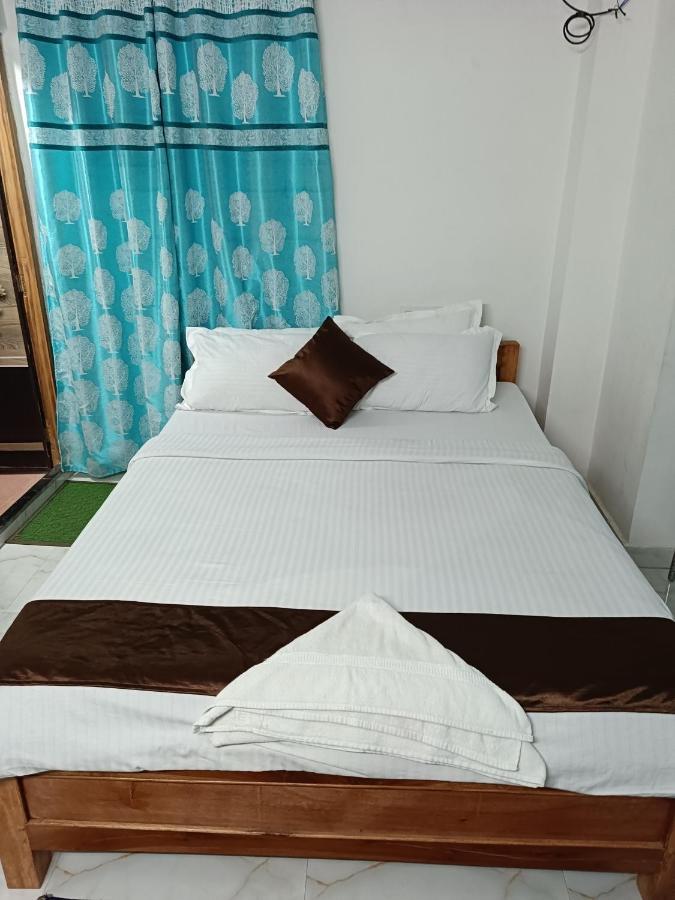 Hotel Atithi Grand Guwahati Buitenkant foto