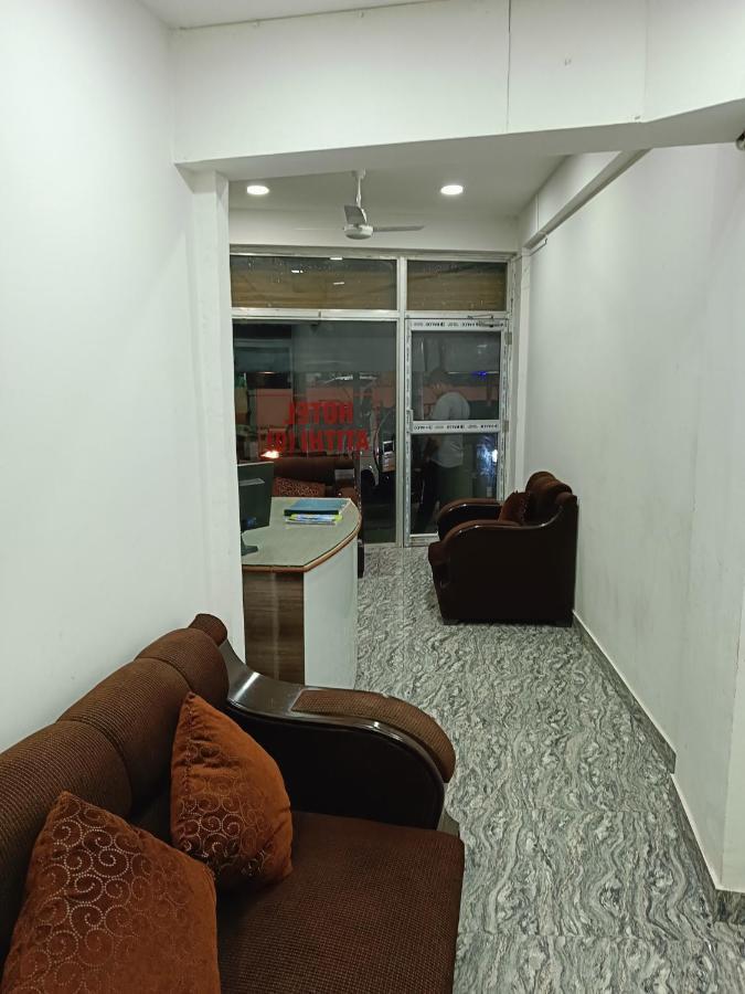 Hotel Atithi Grand Guwahati Buitenkant foto