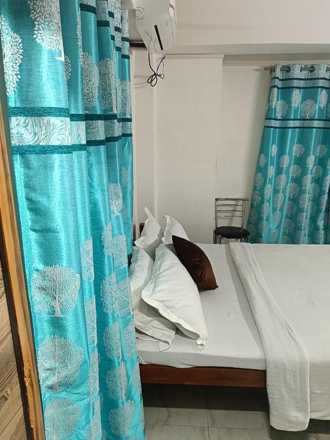 Hotel Atithi Grand Guwahati Buitenkant foto