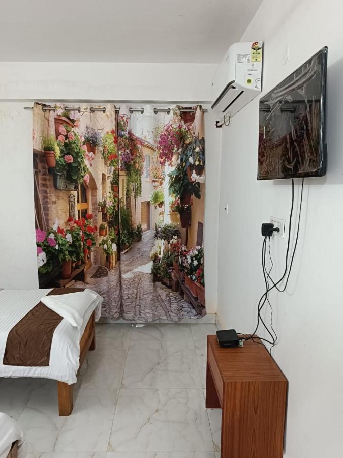 Hotel Atithi Grand Guwahati Buitenkant foto