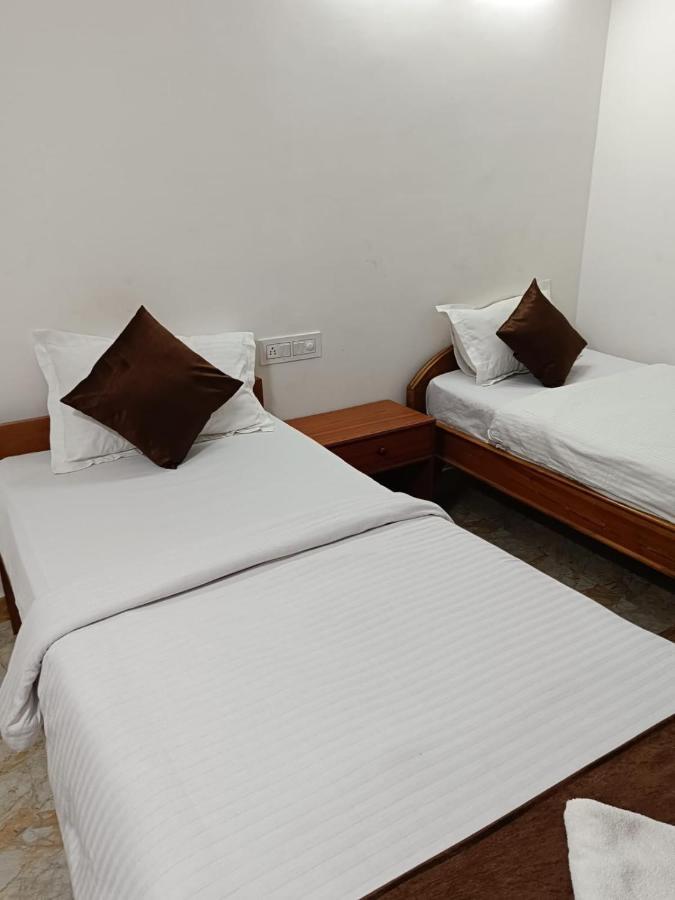 Hotel Atithi Grand Guwahati Buitenkant foto